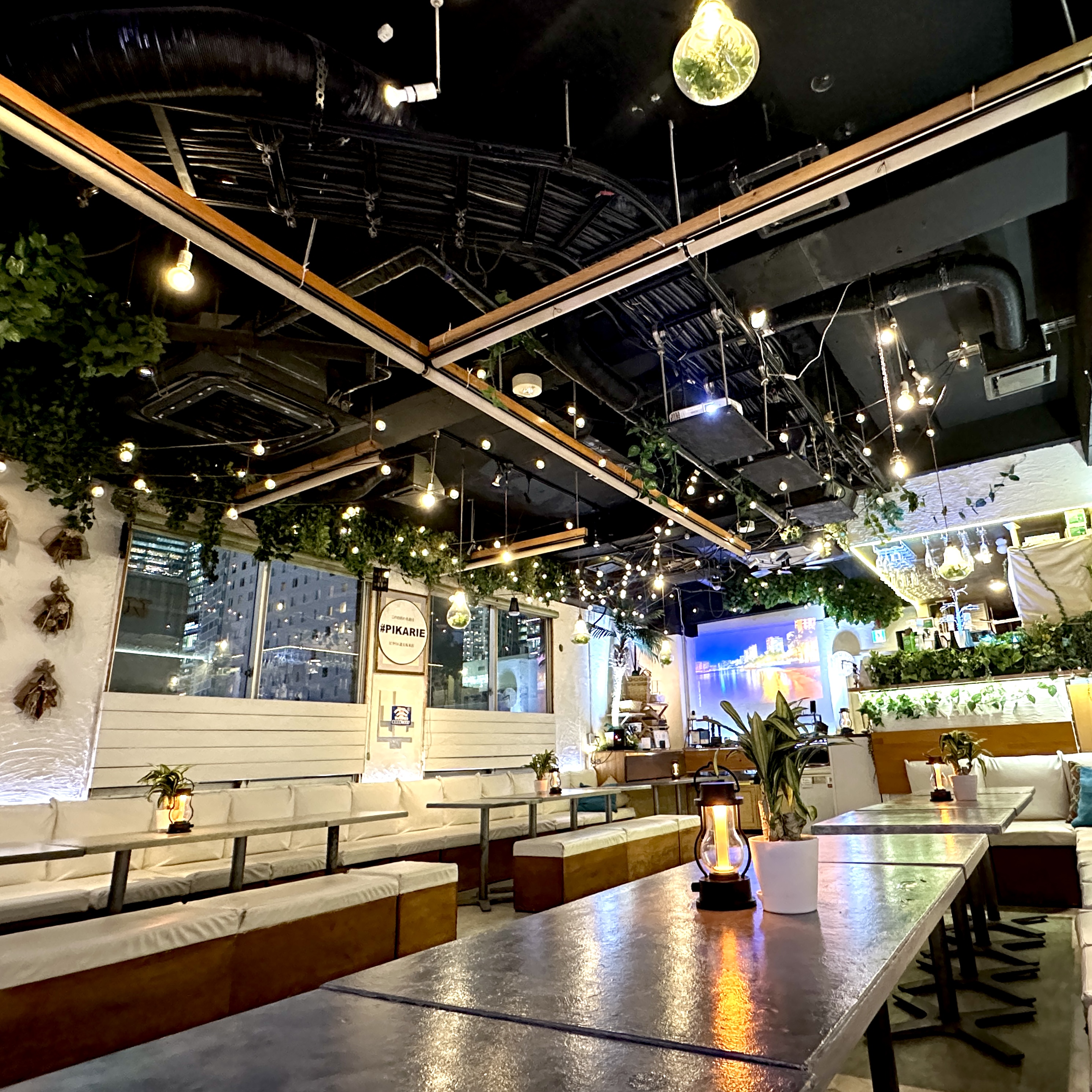 渋谷 貸切パーティー会場 ピカリエリゾート本店の店内