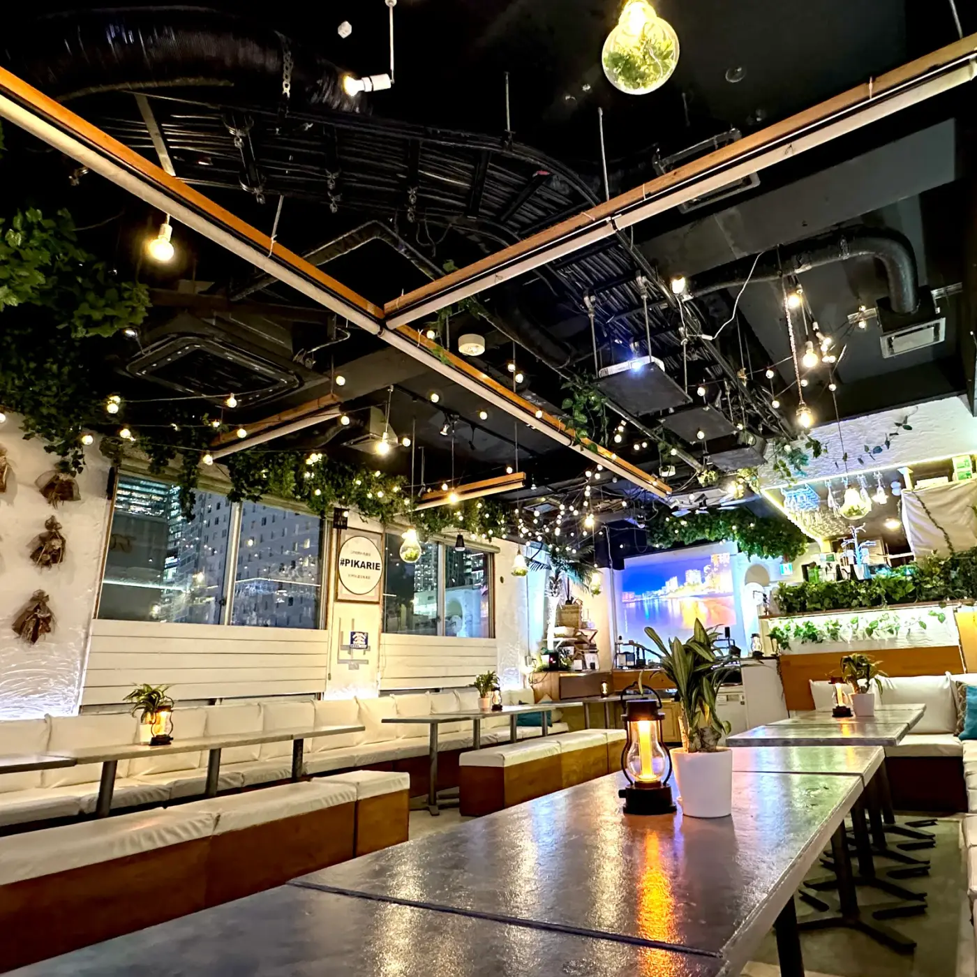 渋谷 貸切パーティー会場 ピカリエリゾート本店の店内