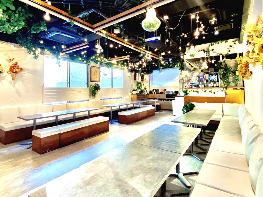 「渋谷ピカリエ」は、貸切に特化したおしゃれ居酒屋です！
20人・３0人・40人の結婚式二次会貸切はお任せください！