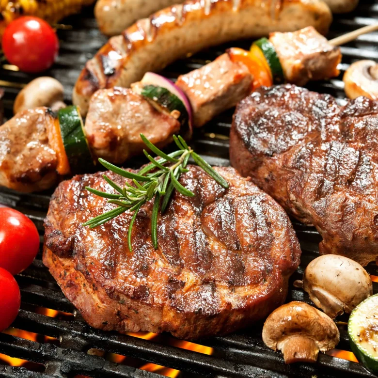 「渋谷ピカリエ」は、貸切に特化したおしゃれ居酒屋です！
大画面プロジェクターを使った20人・30人・40人など貸切新年会はお任せください！